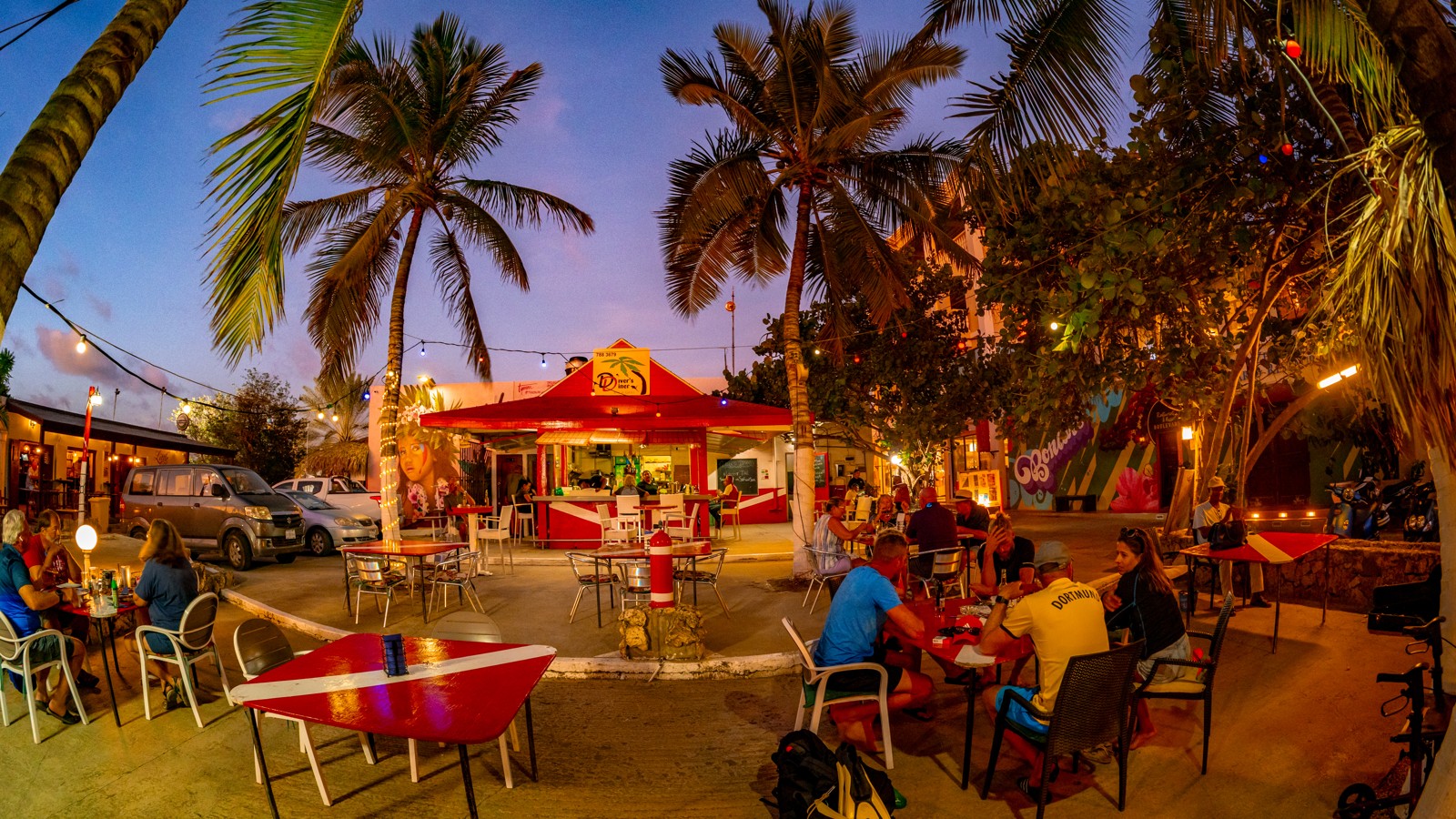 Divers Diner - Image 4