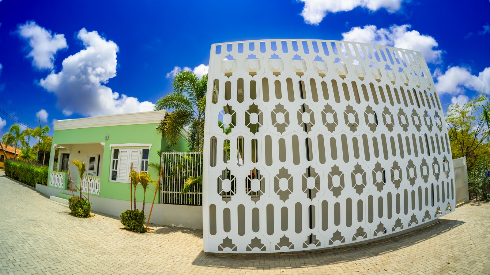 Zara's Bonaire - Image 3