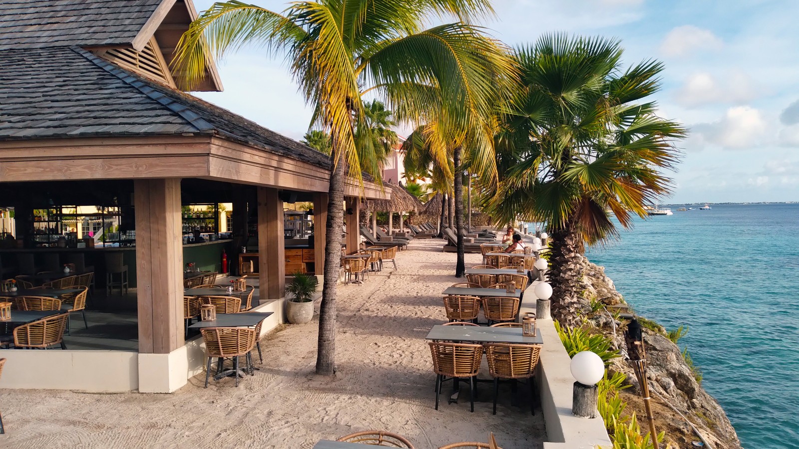 Blennies Restaurant - Image 1