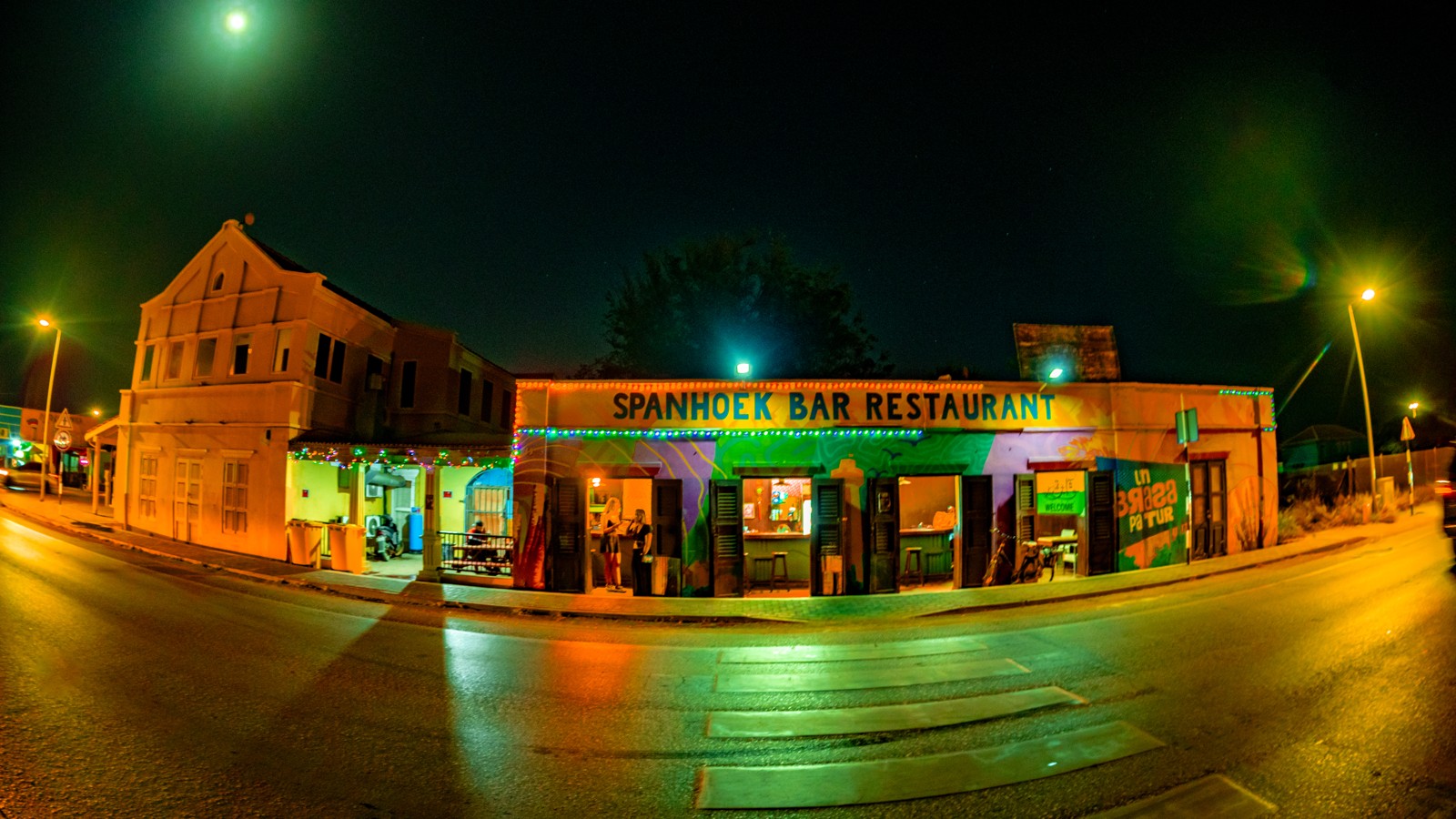 Spanhoek Bar Restaurant - Image 1